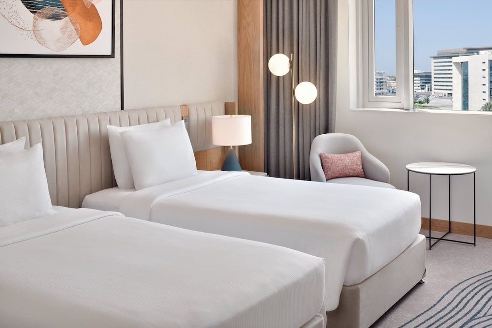 Crowne Plaza Dubai Jumeirah by IHG — Hotel rooms in Dubai