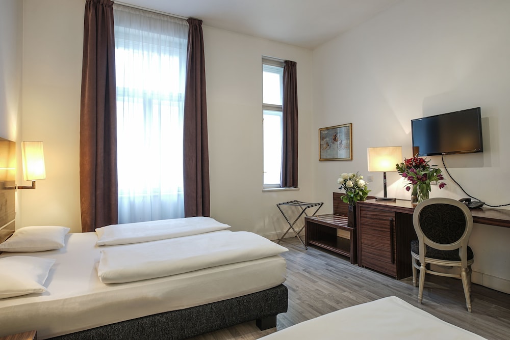 Assenzio — Hotel rooms in Prague, Prague