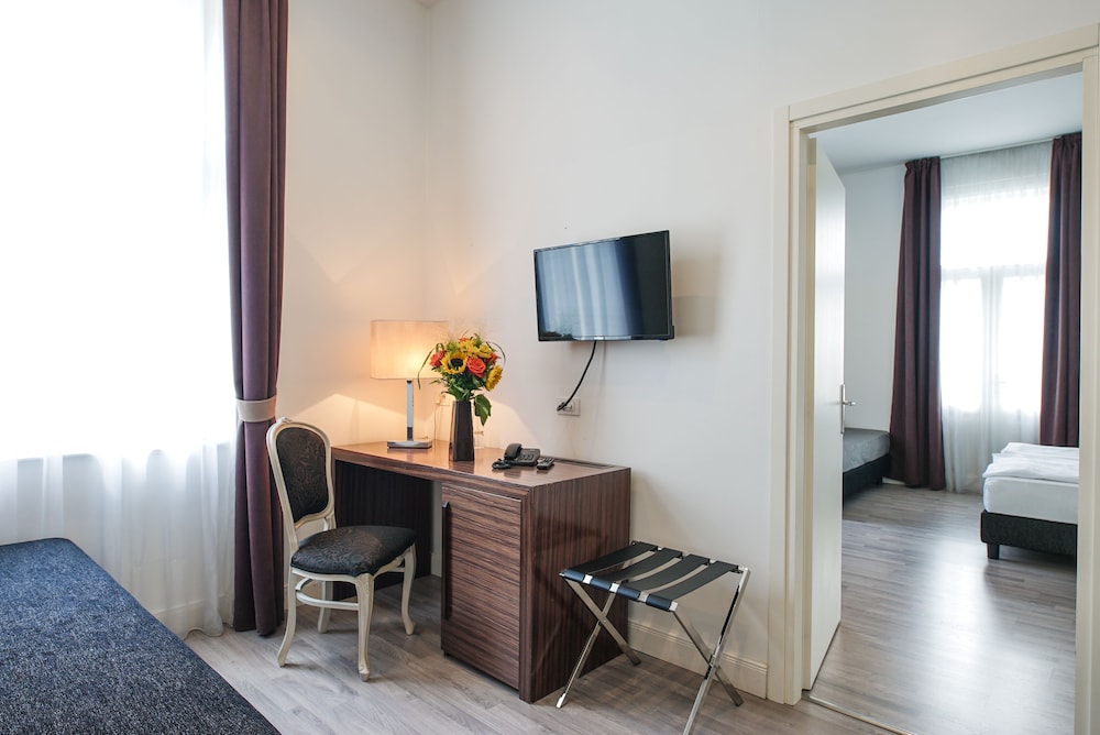 Assenzio — Hotel rooms in Prague, Prague