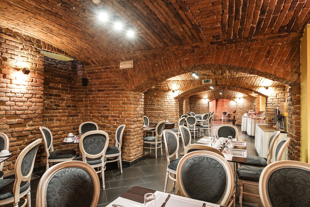 Assenzio — Restaurant & bars in Prague, Prague