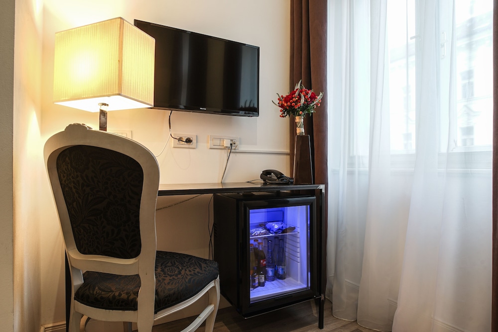 Assenzio — Hotel rooms in Prague, Prague