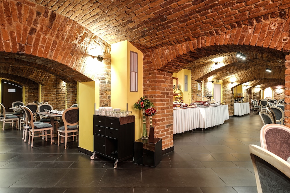 Assenzio — Restaurant & bars in Prague, Prague