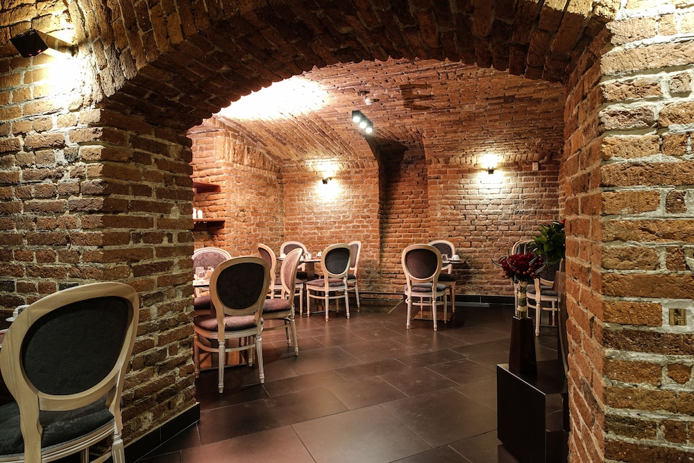 Assenzio — Restaurant & bars in Prague, Prague