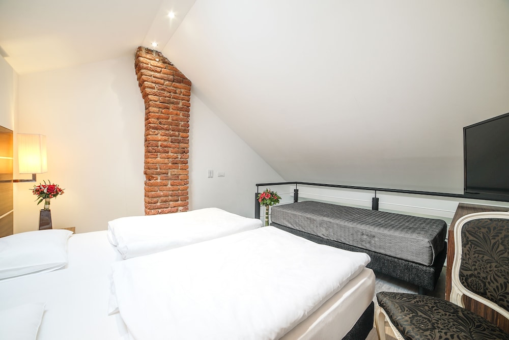Assenzio — Hotel rooms in Prague, Prague