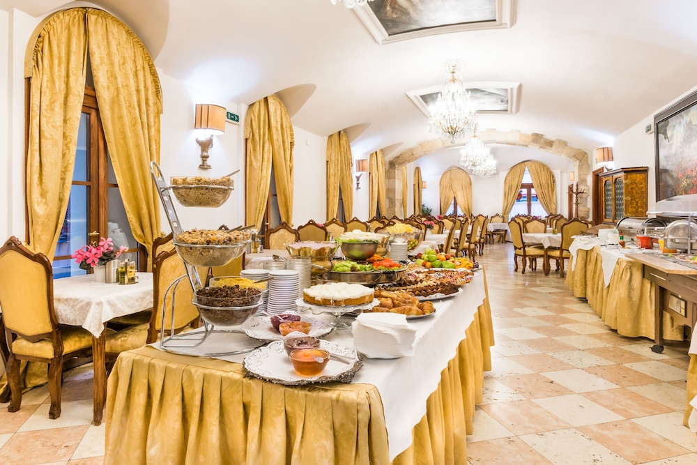 Charles Bridge Palace — Restaurant & bars in Prague, Prague