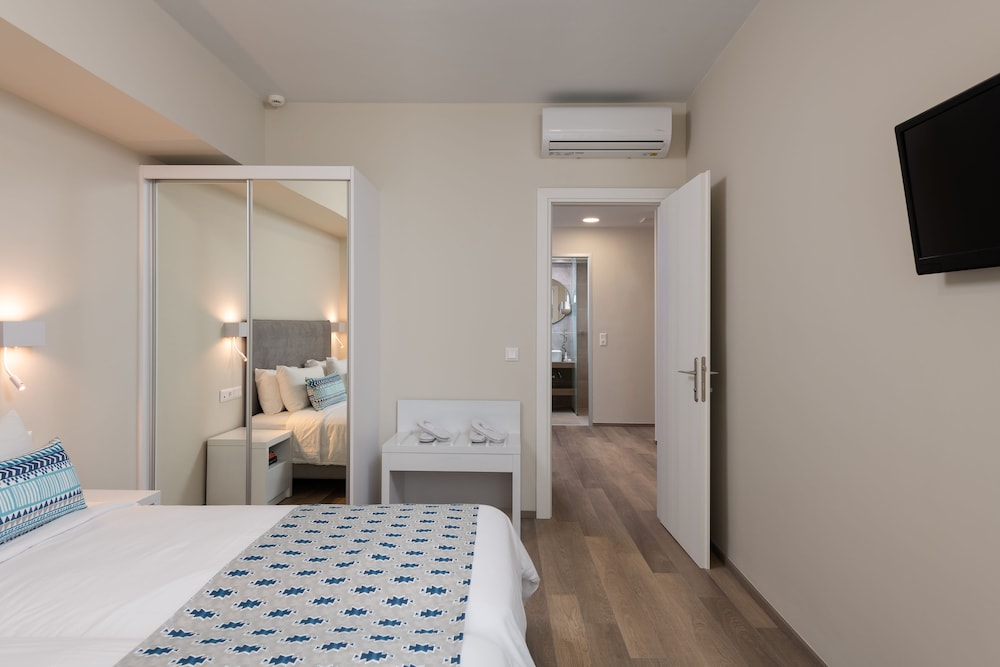 Bio Suites Hotel — Hotel rooms in Rethymnon