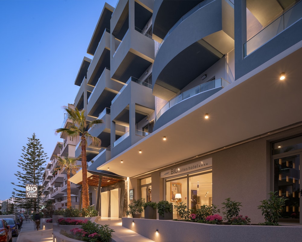 Bio Suites Hotel — Hotel building in Rethymnon