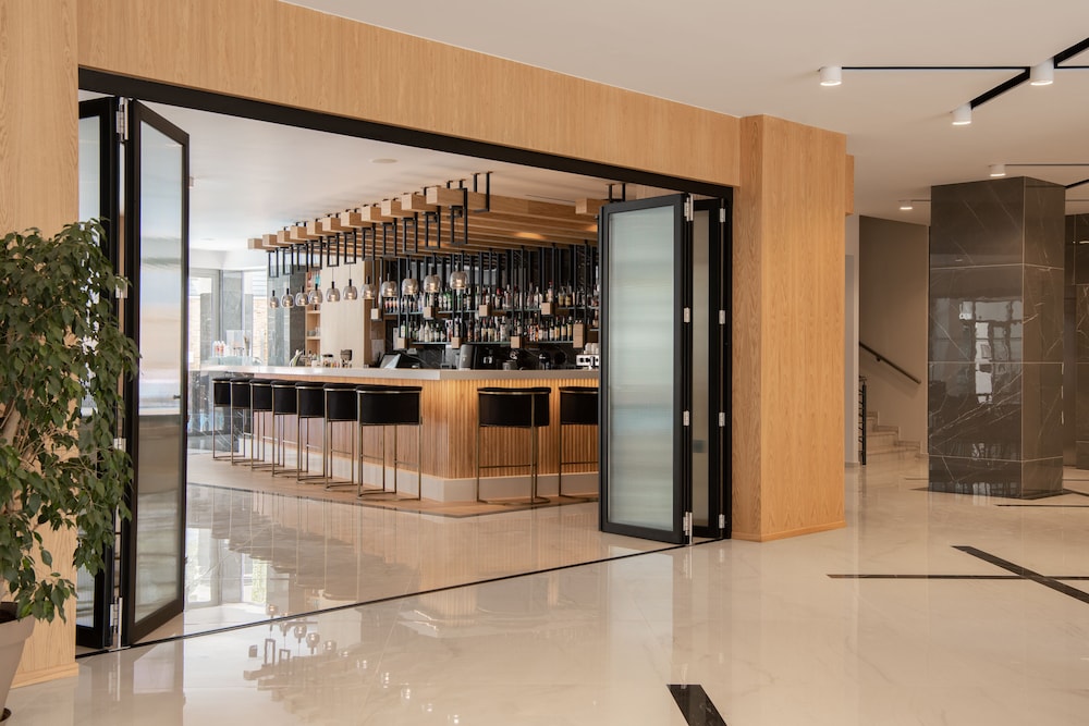 Bio Suites Hotel — Restaurant & bars in Rethymnon