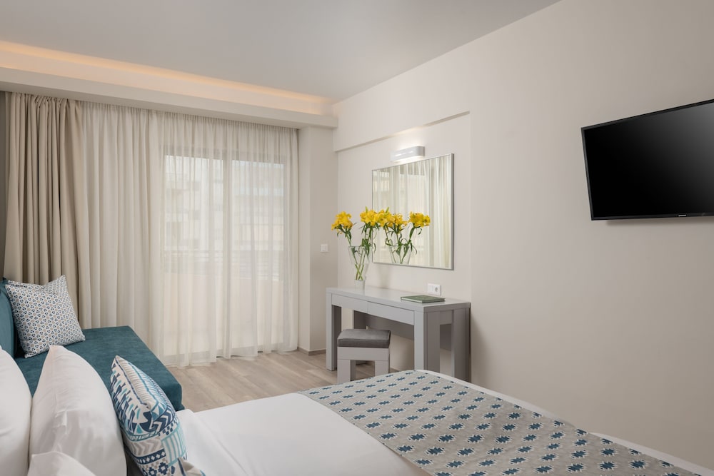 Bio Suites Hotel — Hotel rooms in Rethymnon