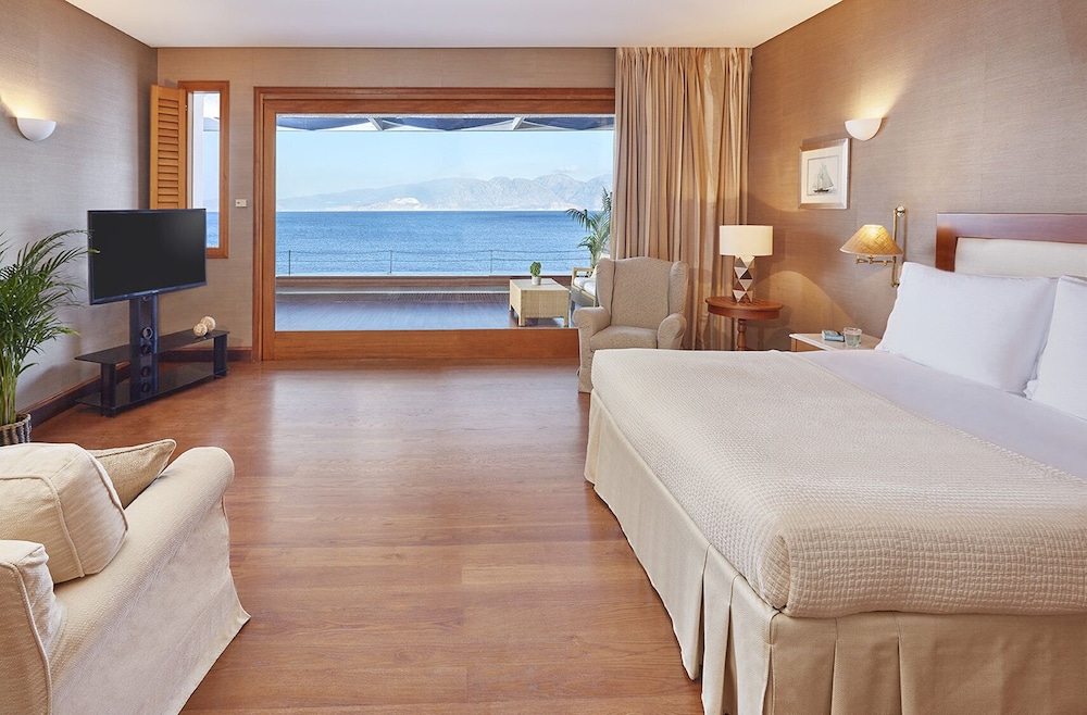 Elounda Beach Hotel & Villas, a Member of the Leading Hotels of the World — Hotel rooms in Elounda