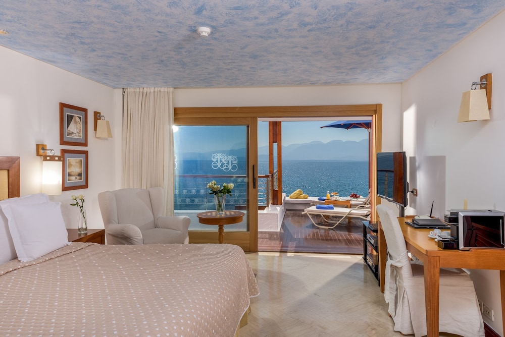 Elounda Beach Hotel & Villas, a Member of the Leading Hotels of the World — Hotel rooms in Elounda