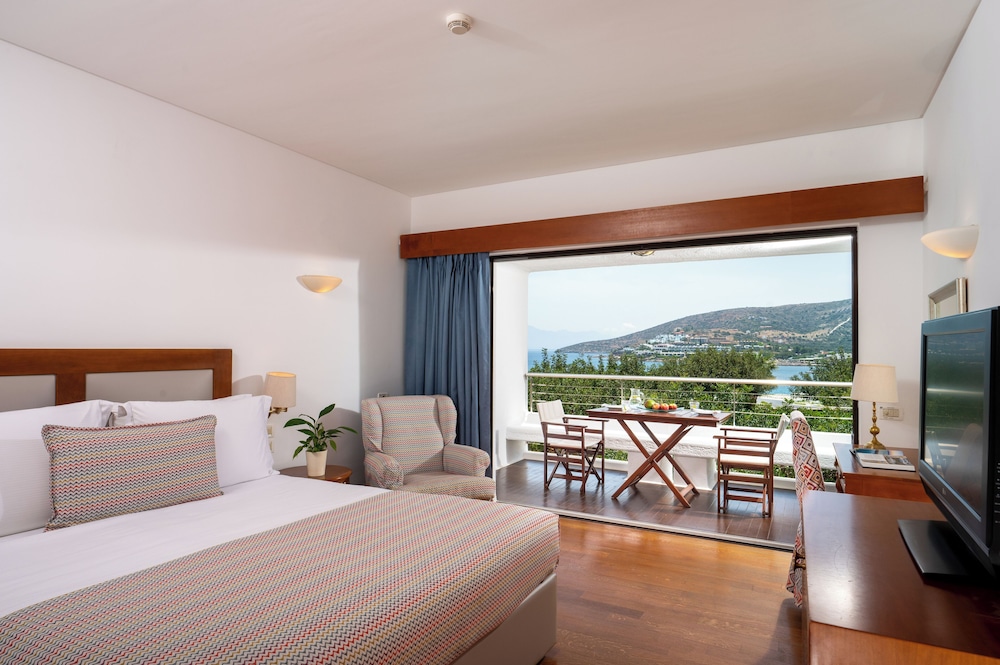 Elounda Beach Hotel & Villas, a Member of the Leading Hotels of the World — Hotel rooms in Elounda