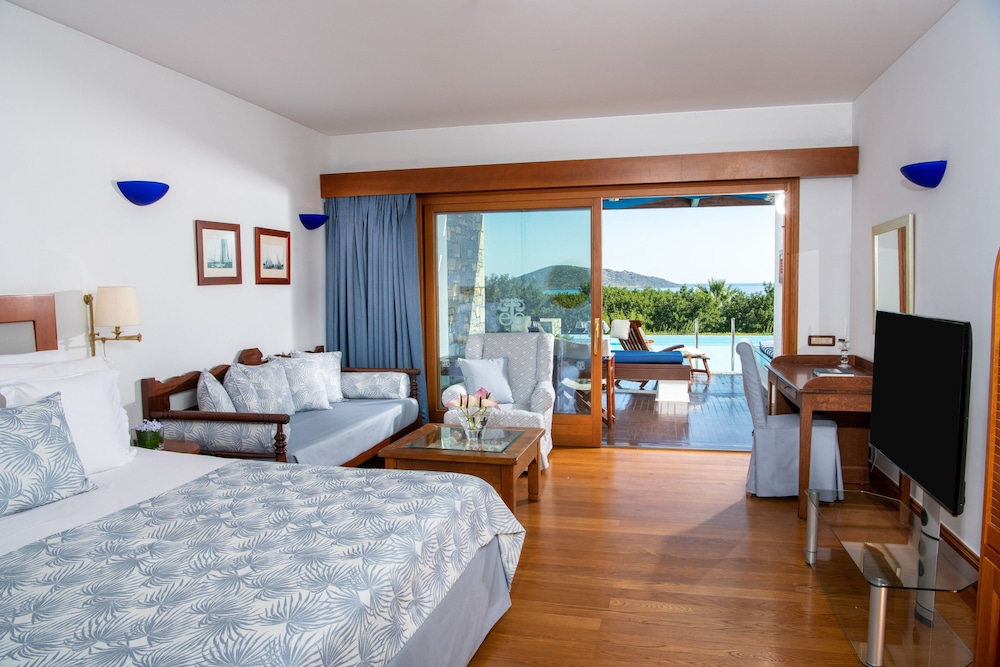 Elounda Beach Hotel & Villas, a Member of the Leading Hotels of the World — Hotel rooms in Elounda