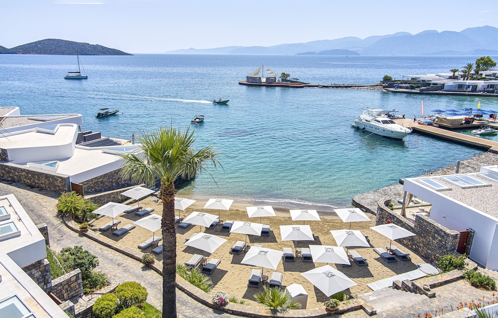 Elounda Beach Hotel & Villas, a Member of the Leading Hotels of the World — Beach in Elounda
