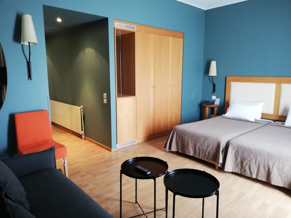 Hotel Olympic — Hotel rooms in Heraklion