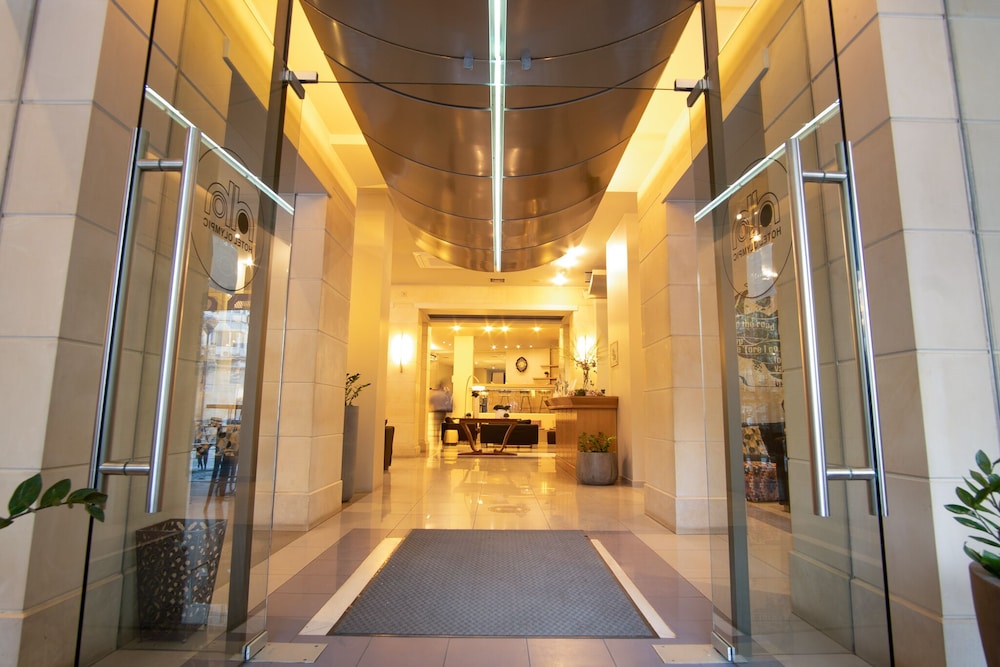 Hotel Olympic — Hotel building in Heraklion