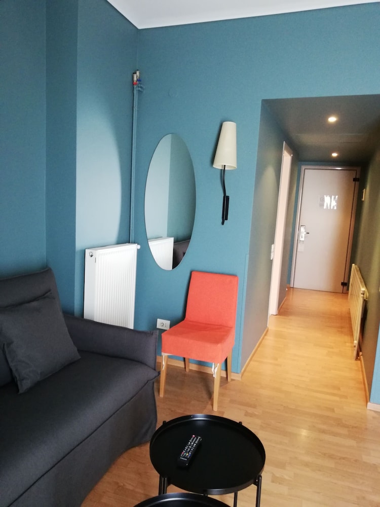Hotel Olympic — Hotel rooms in Heraklion