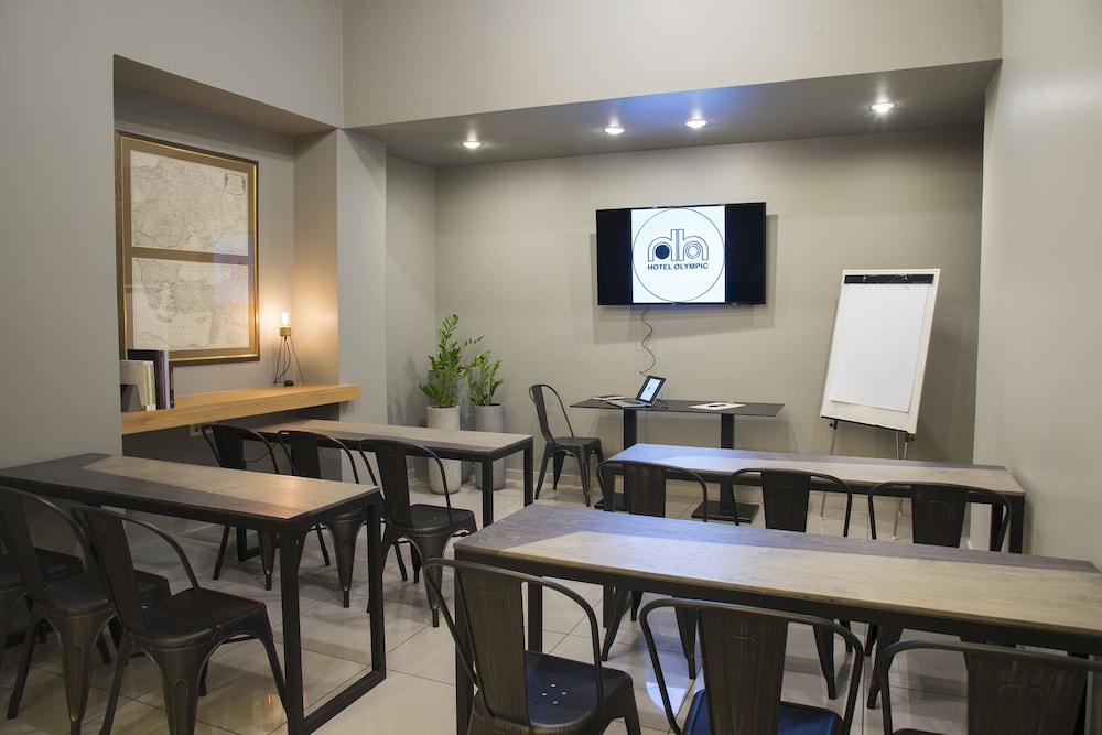 Hotel Olympic — Hotel building in Heraklion
