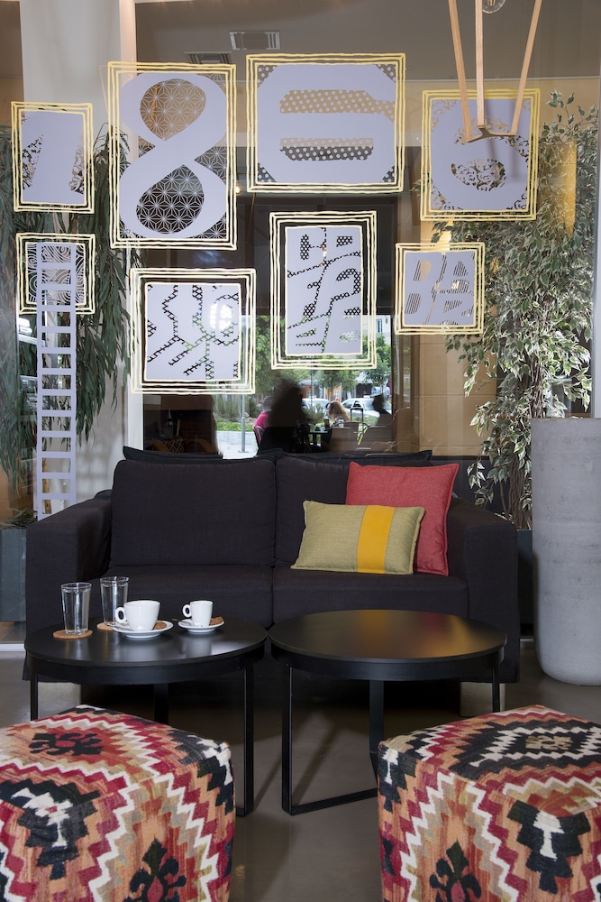 Hotel Olympic — Restaurant & bars in Heraklion