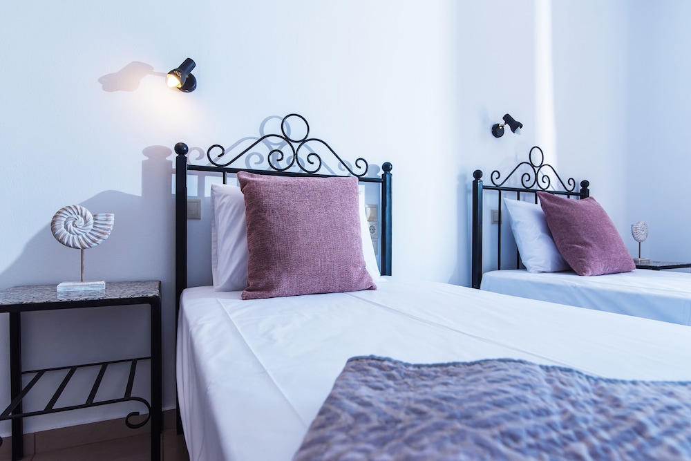 Real Palace — Hotel rooms in Malia