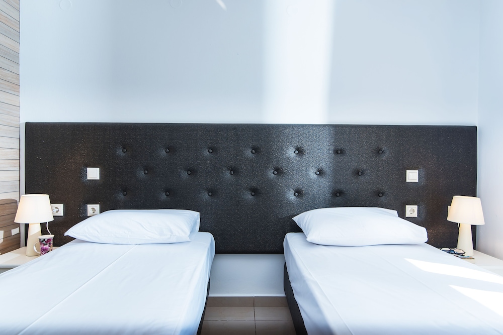 Real Palace — Hotel rooms in Malia