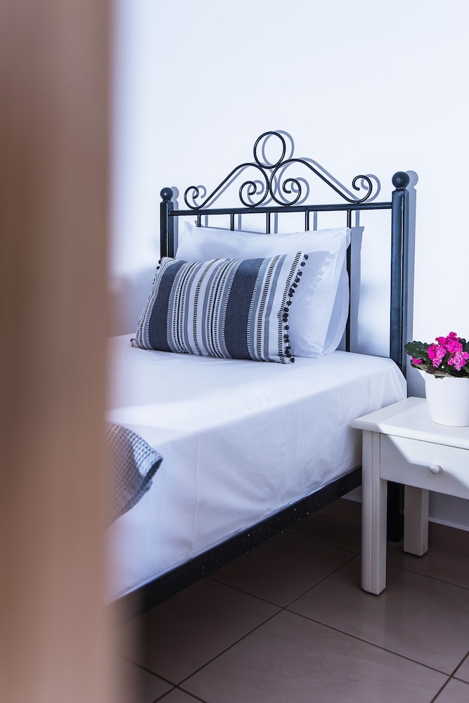 Real Palace — Hotel rooms in Malia