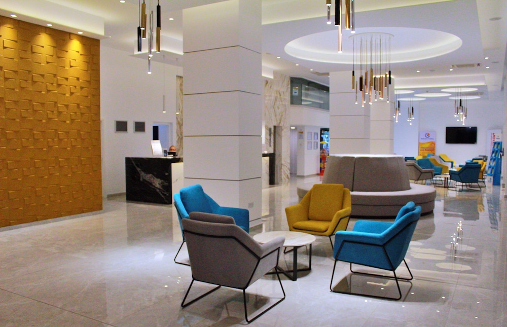 Kapetanios Bay Hotel Protaras — Hotel building in Protaras, Famagusta Region