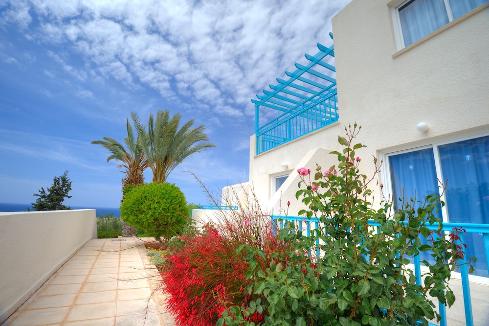 Sunny Hill Hotel Apartments — Shared spaces in Chlorakas, Paphos Region
