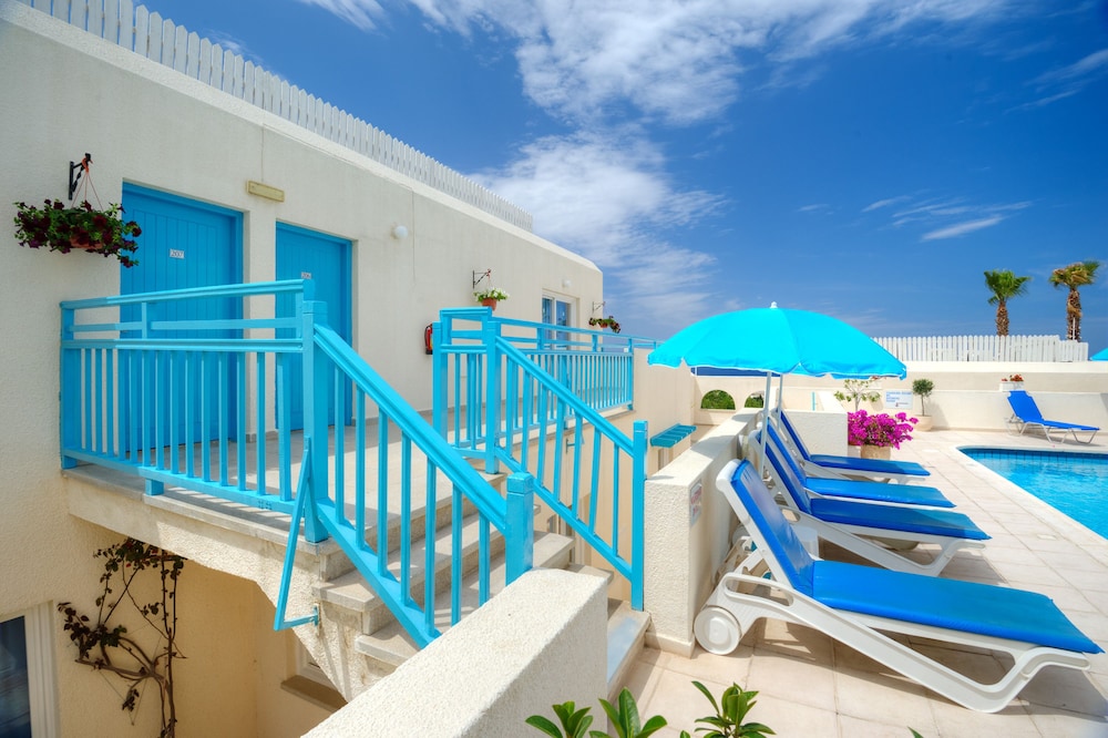 Sunny Hill Hotel Apartments — Shared spaces in Chlorakas, Paphos Region