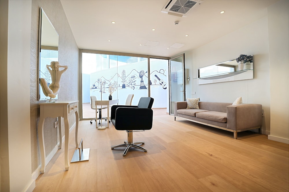 Hotel Las Costas — Spa in Puerto del Carmen, Canary Islands