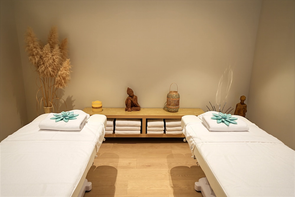 Hotel Las Costas — Spa in Puerto del Carmen, Canary Islands