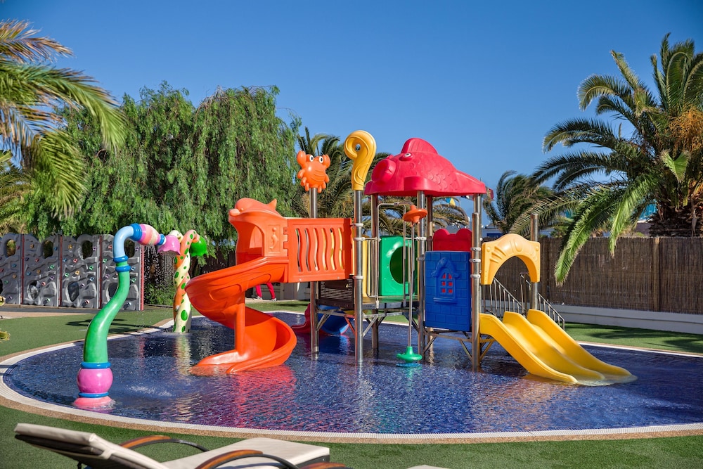 Vitalclass Lanzarote Resort — Attractions for children in Costa Teguise, Canary Islands