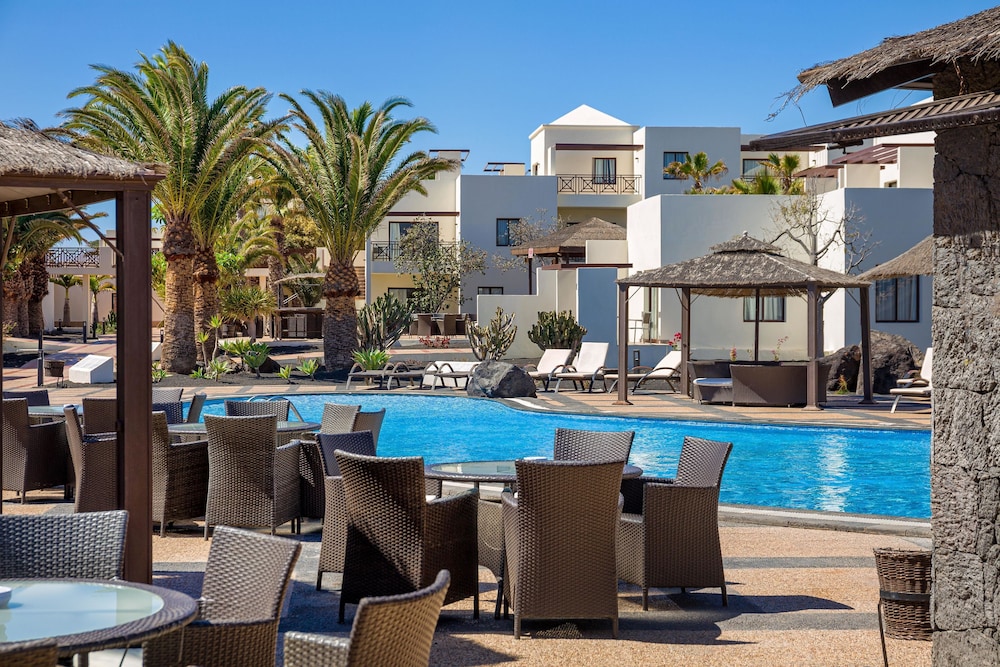 Vitalclass Lanzarote Resort — Swimming pool in Costa Teguise, Canary Islands
