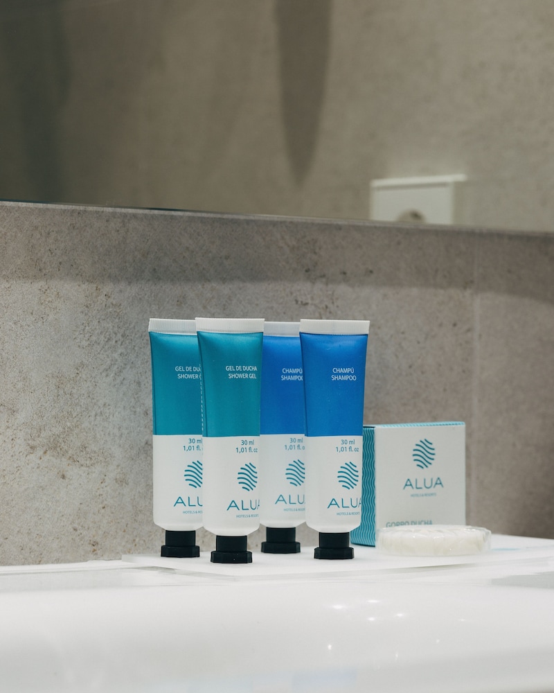 AluaSun Mediterráneo - Hyatt Inclusive Collection — Hotel rooms in S'Algar, Balearic Islands