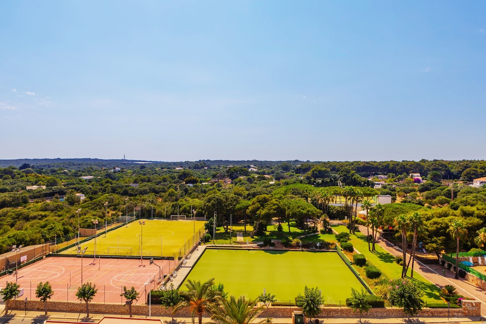 AluaSun Mediterráneo - Hyatt Inclusive Collection — Sports & recreation in S'Algar, Balearic Islands