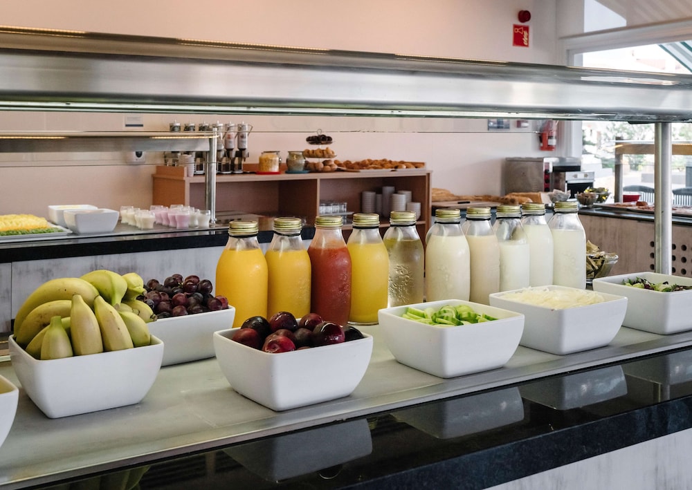 AluaSun Mediterráneo - Hyatt Inclusive Collection — Restaurant & bars in S'Algar, Balearic Islands