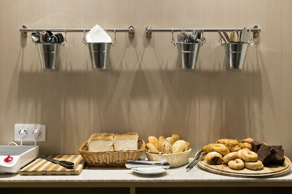 Hotel Acta Laumon — Restaurant & bars in Barcelona, Catalonia