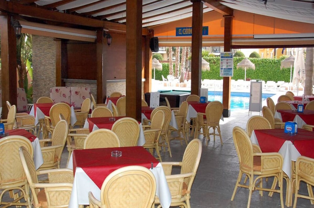 Hostal Mar y Huerta — Restaurant & bars in Santa Eulalia, Balearic Islands