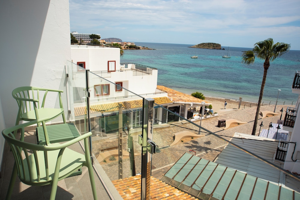 Hostal Mar y Huerta — Beach in Santa Eulalia, Balearic Islands