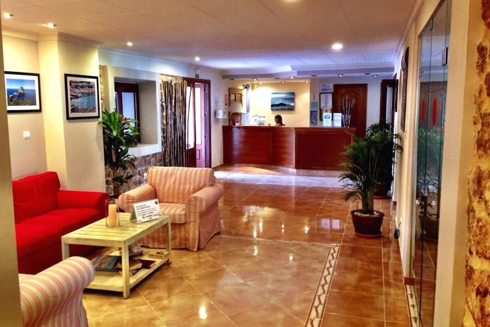 Hostal Mar y Huerta — Hotel building in Santa Eulalia, Balearic Islands