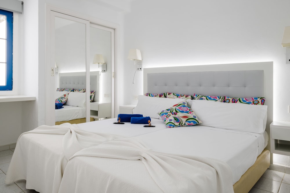 Sandos Atlantic Gardens Hotel - Adults Only — Hotel rooms in Playa Blanca, Canary Islands