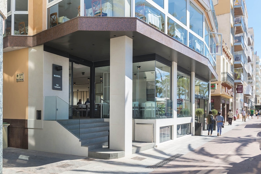 Hotel Marsol — Restaurant & bars in Lloret de Mar, Catalonia