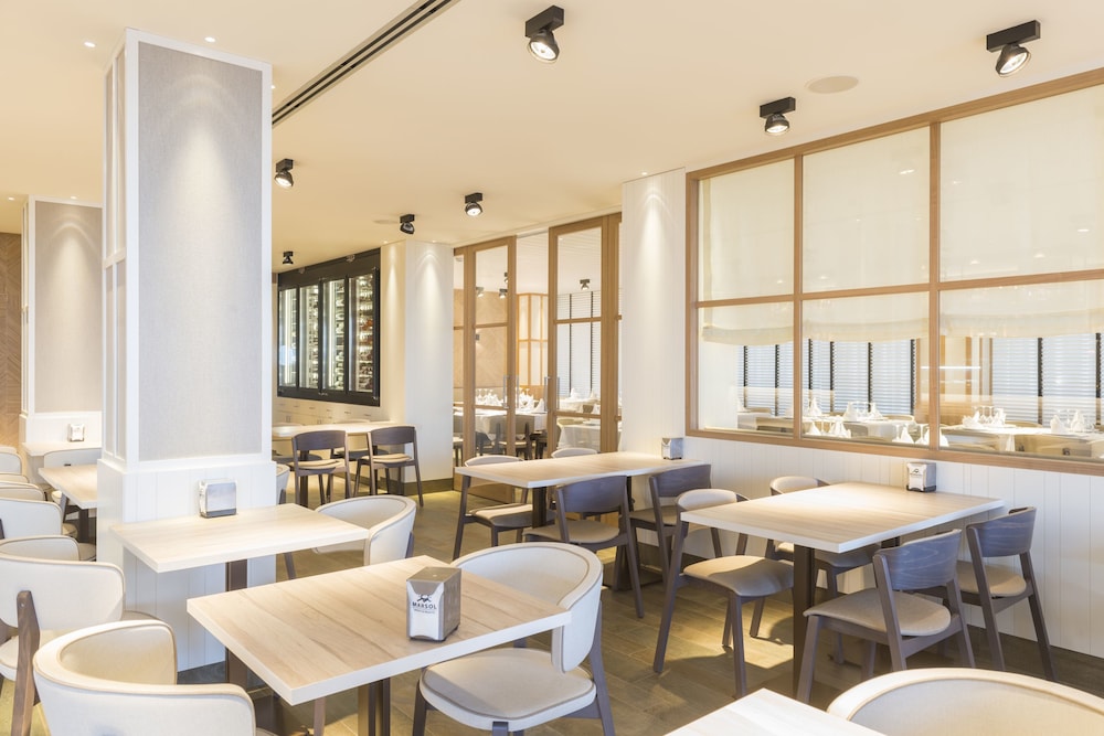 Hotel Marsol — Restaurant & bars in Lloret de Mar, Catalonia