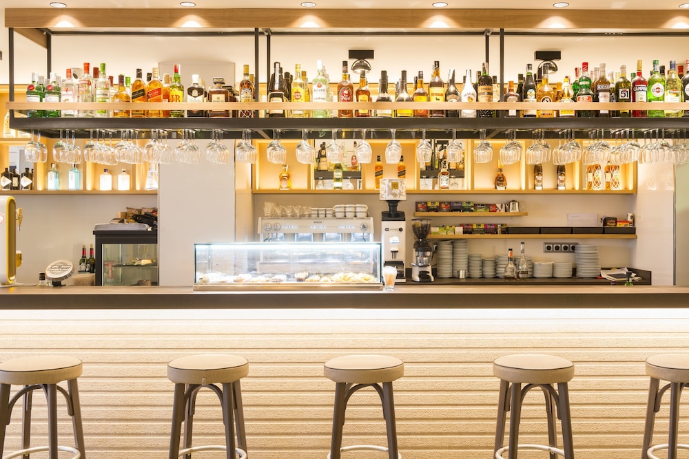 Hotel Marsol — Restaurant & bars in Lloret de Mar, Catalonia