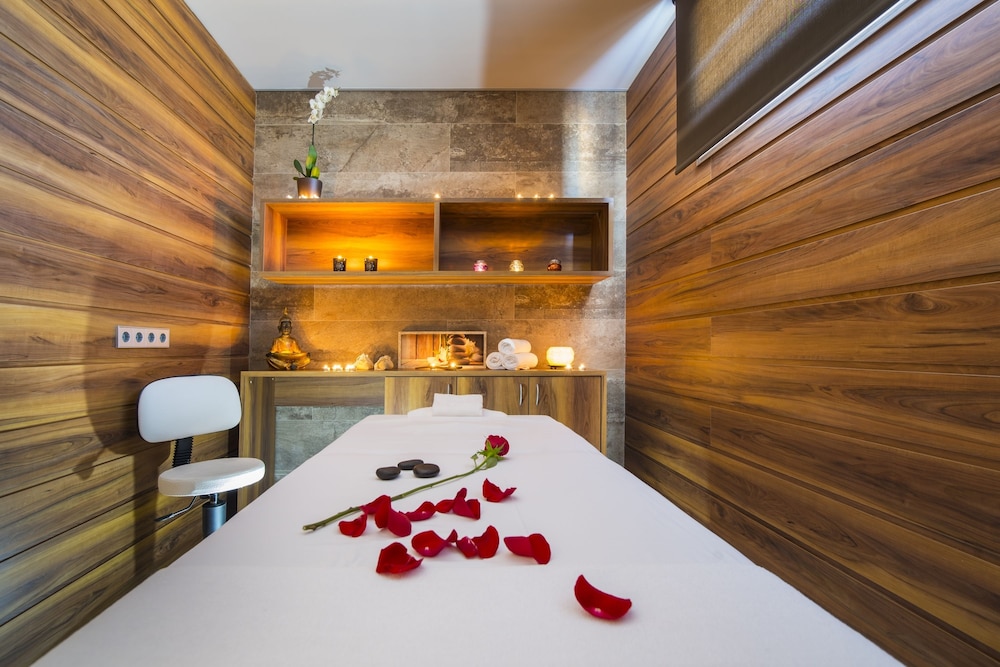 Hotel Marsol — Spa in Lloret de Mar, Catalonia