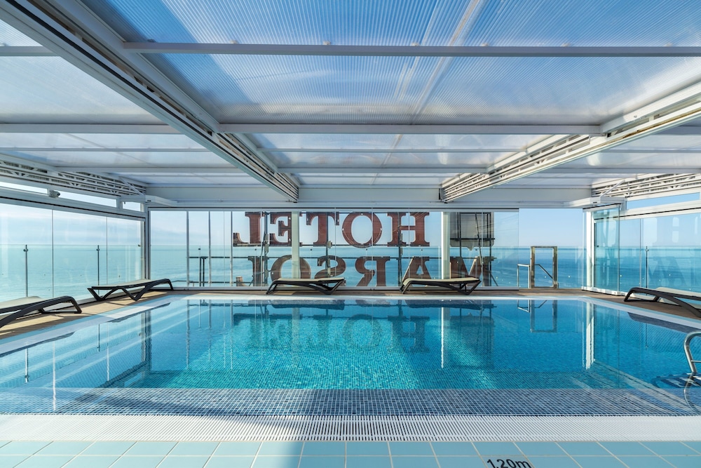 Hotel Marsol — Swimming pool in Lloret de Mar, Catalonia