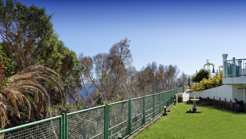 Apartamentos Monteparaiso — Attractions in the area in Puerto Rico, Canary Islands