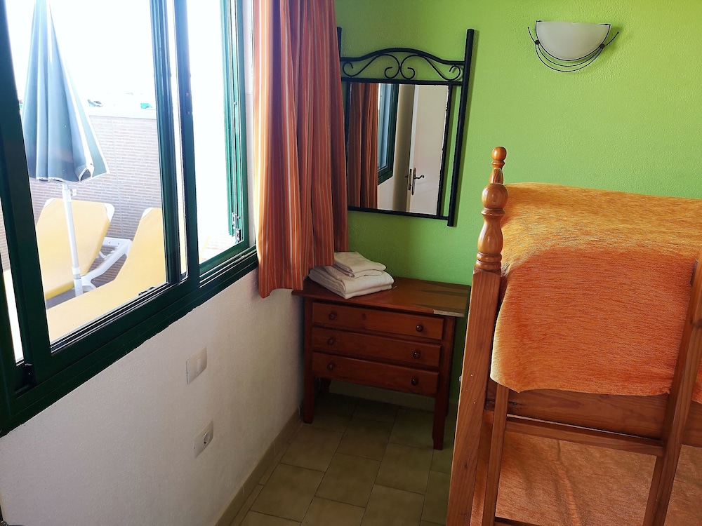 Apartamentos Monteparaiso — Hotel rooms in Puerto Rico, Canary Islands