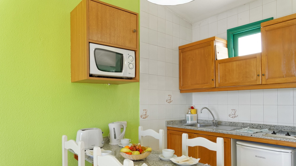 Apartamentos Monteparaiso — Hotel rooms in Puerto Rico, Canary Islands