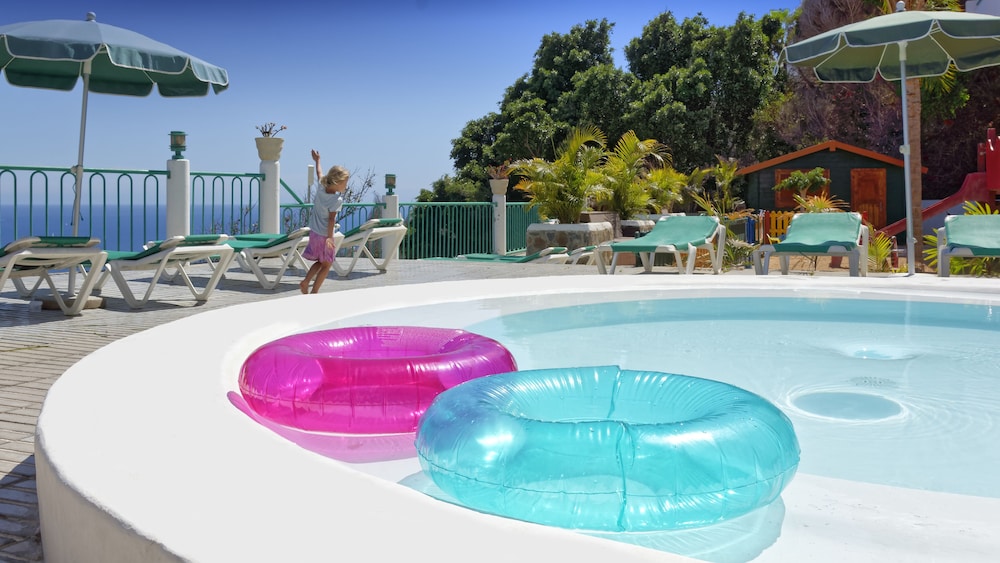 Apartamentos Monteparaiso — Swimming pool in Puerto Rico, Canary Islands